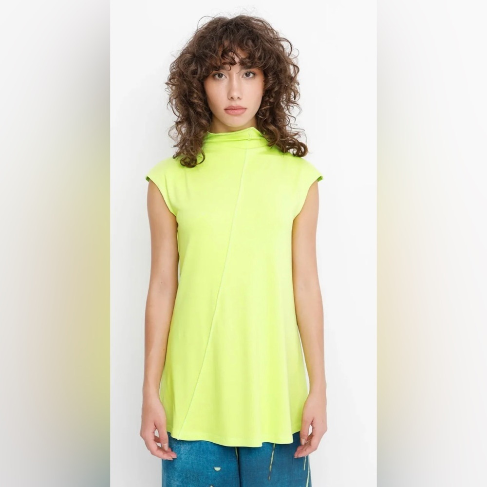 NWT OZAI N KU RACQUET
TANK TOP, LIME - Picture 3 of 13
